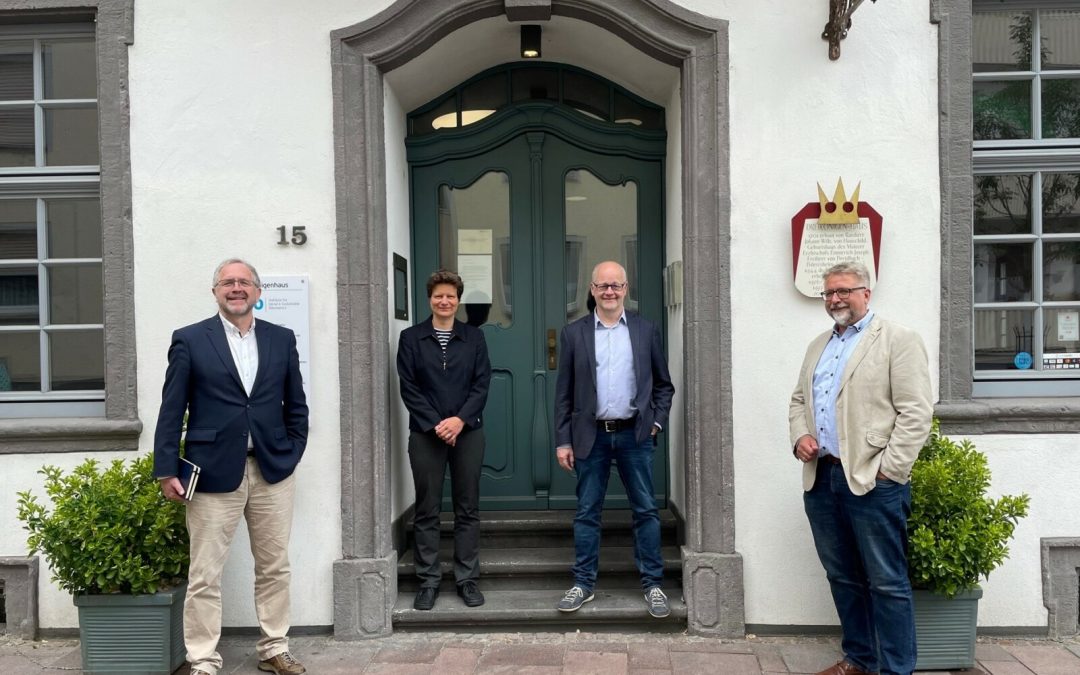 Cusanus Hochschule zieht ins Dreikönigenhaus