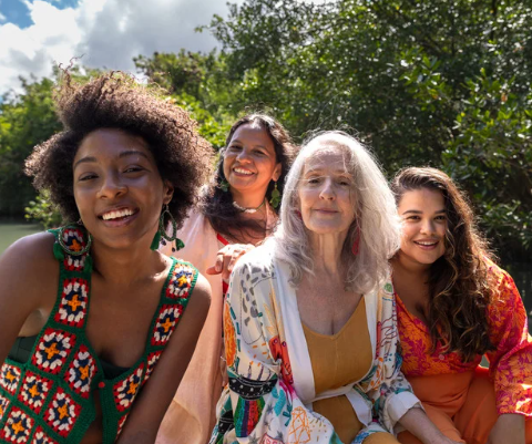 Solidarität mit Frauen und Mädchen – weltweit und regional