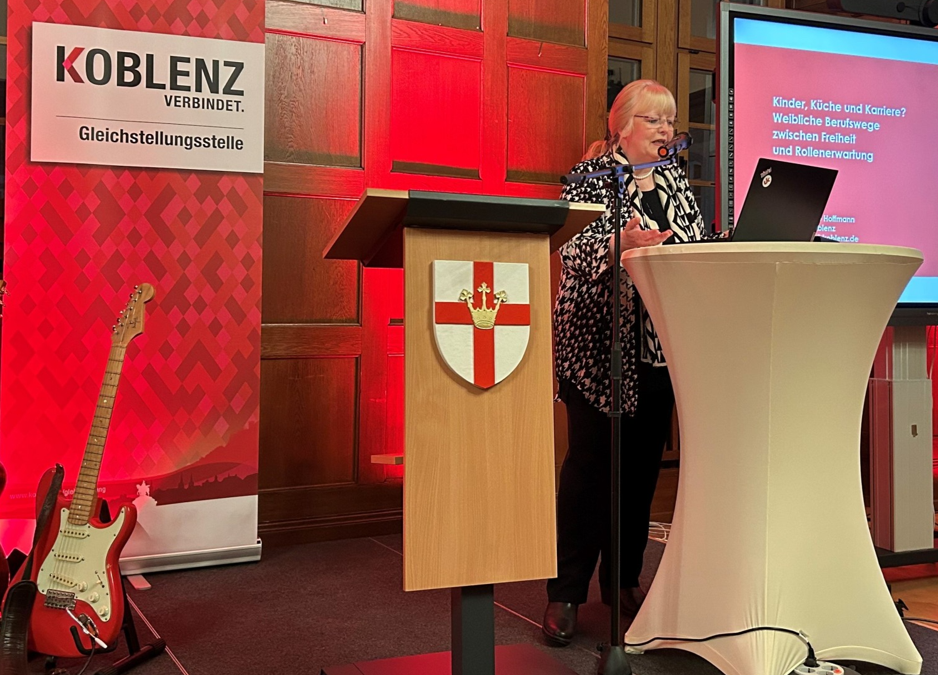 Dankeschön an engagierte Frauen: Stadt Koblenz lädt ins Rathaus ein